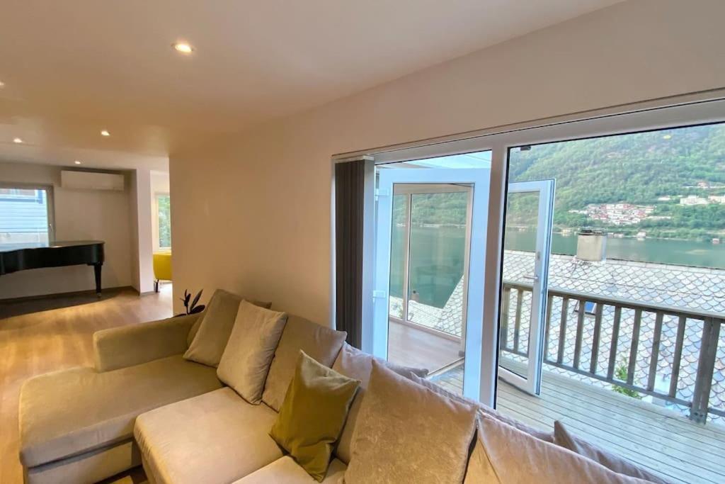 Fjordside Panorama House Trolltunga Villa Odda Luaran gambar